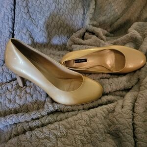 NWOB ALEX MARIE PUMPS